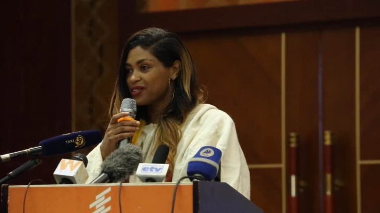 The Committee to Protect Journalists calls on Ethiopian authorities to immediately release journalist Salsawit Baynesagn